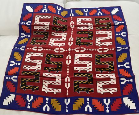 Seiden Foulard 🌸