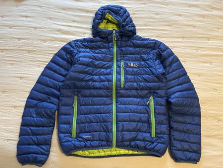 Rab Daunenjacke, Grösse S, blau/grün - Top Zustand
