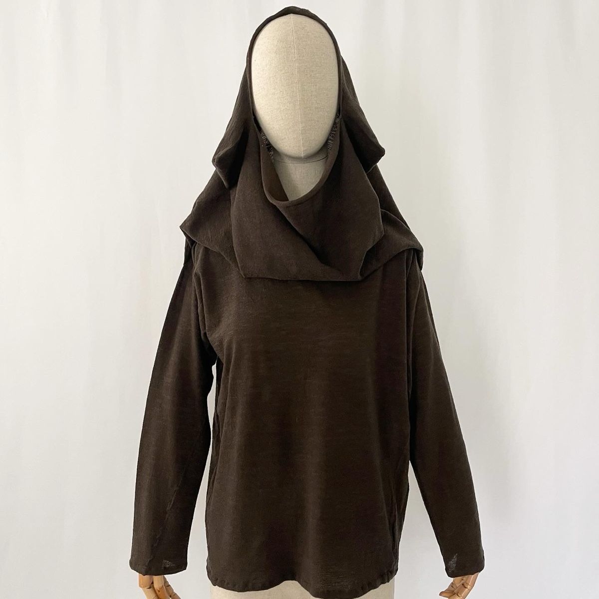 Maglioni & Felpe: OLMAR AND MIRTA Archive Sweater  – Usato da Emmen venduto da Avviivva_Com2023