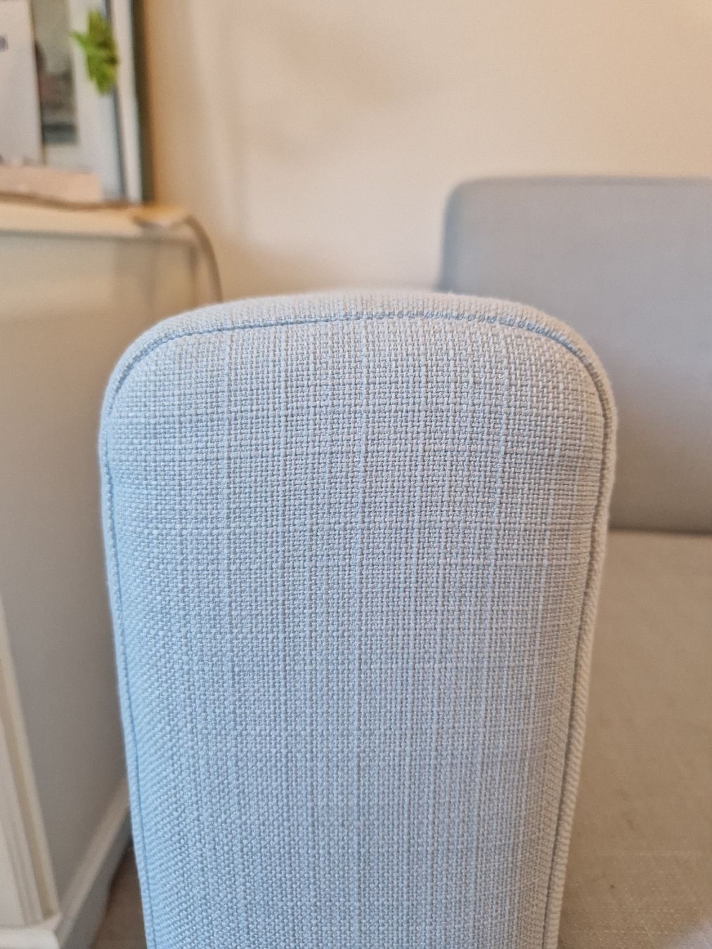 Sofas: Hochwertiges Schlafsofa in hellblau – Gebraucht aus Zug von lea_lb2x 2