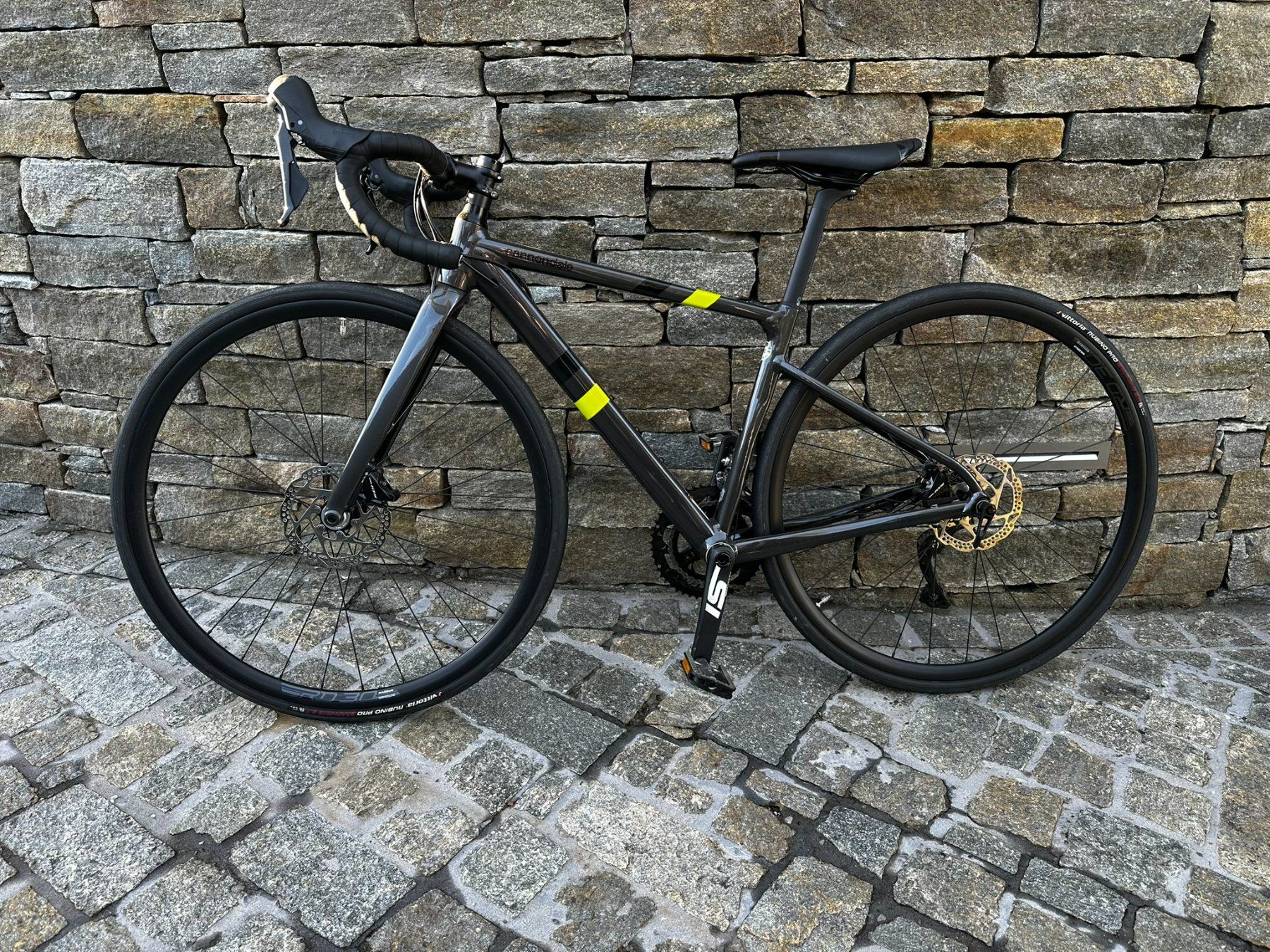 Cannondale Biciclette: Cannondale CAAD13 Disc 105 Rennrad – Nuovo (secondo la descrizione) da Wädenswil venduto da risinho
