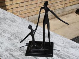 FIGUR TÄNZER - PAR FRAU + MANN BRONZE? KUNST?