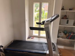 Laufband Horizon Adventure 5 plus für Läufer bis 160 kg