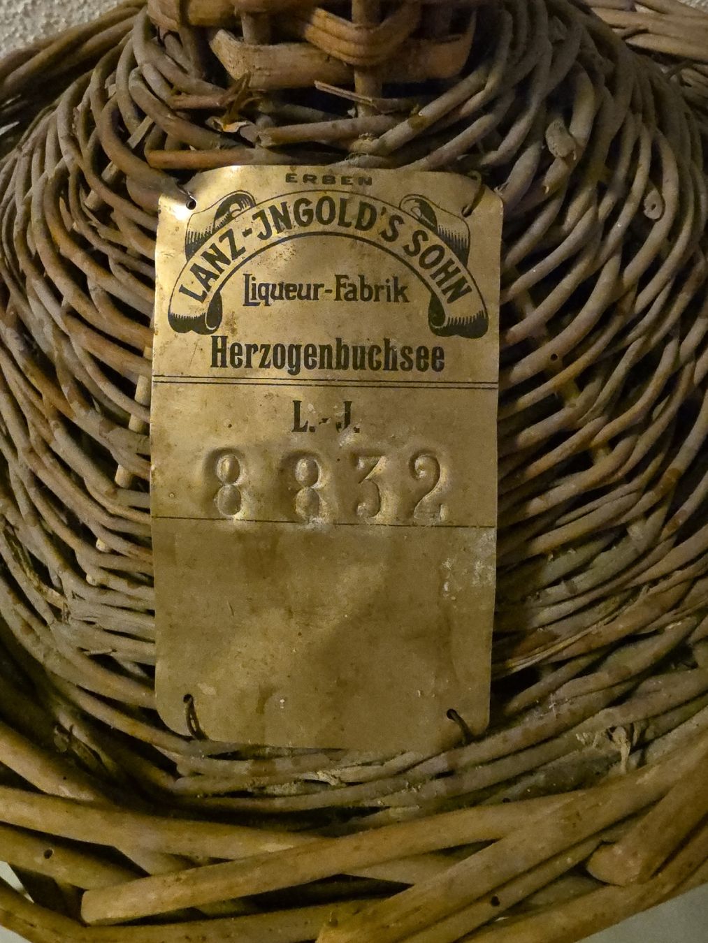 Bottiglie: 2 alte Korbflaschen – Usato da Hettlingen venduto da Ratio 2