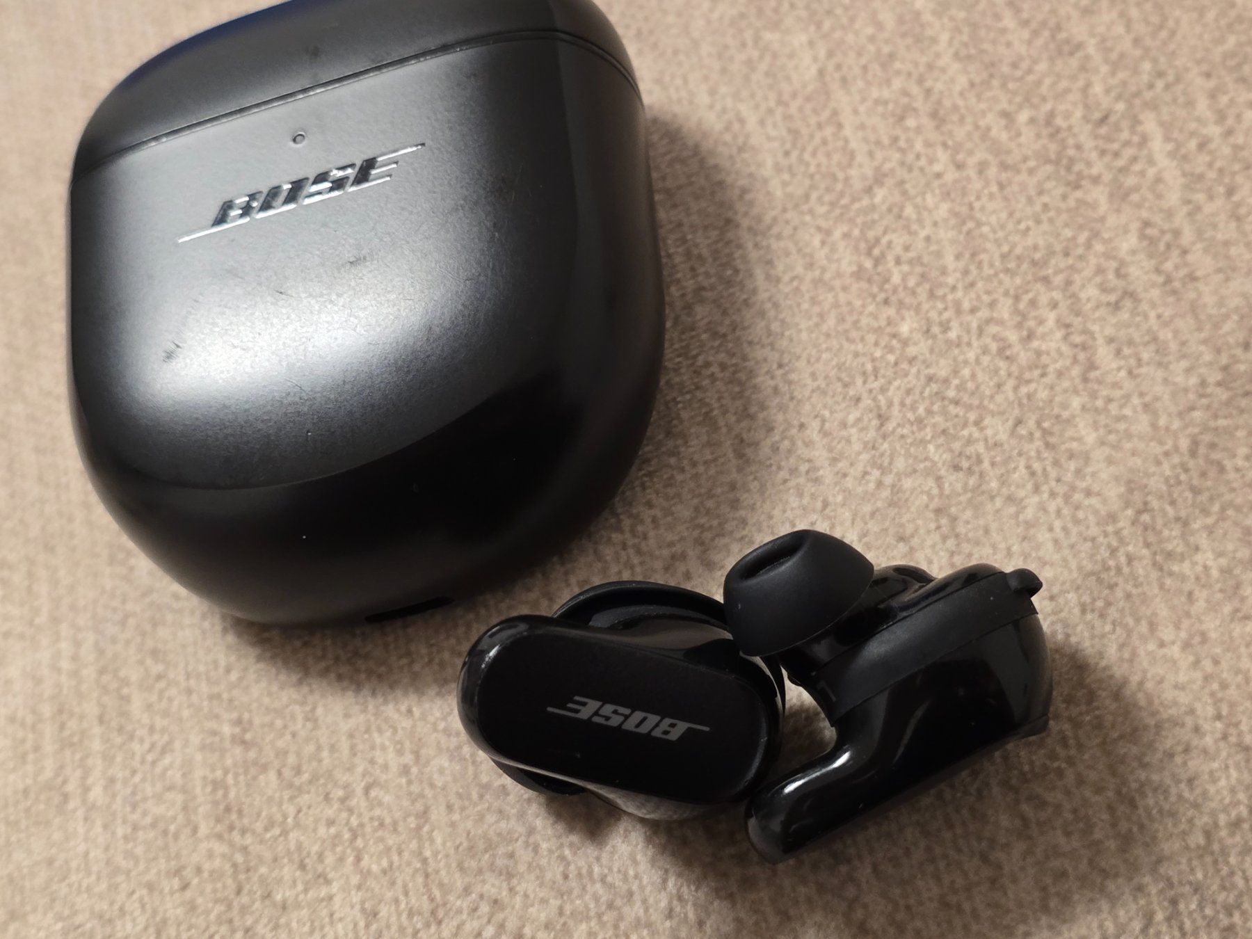 Bose Kopfhörer: Bose Earbuds 2 – Gebraucht aus Basel von Esmen