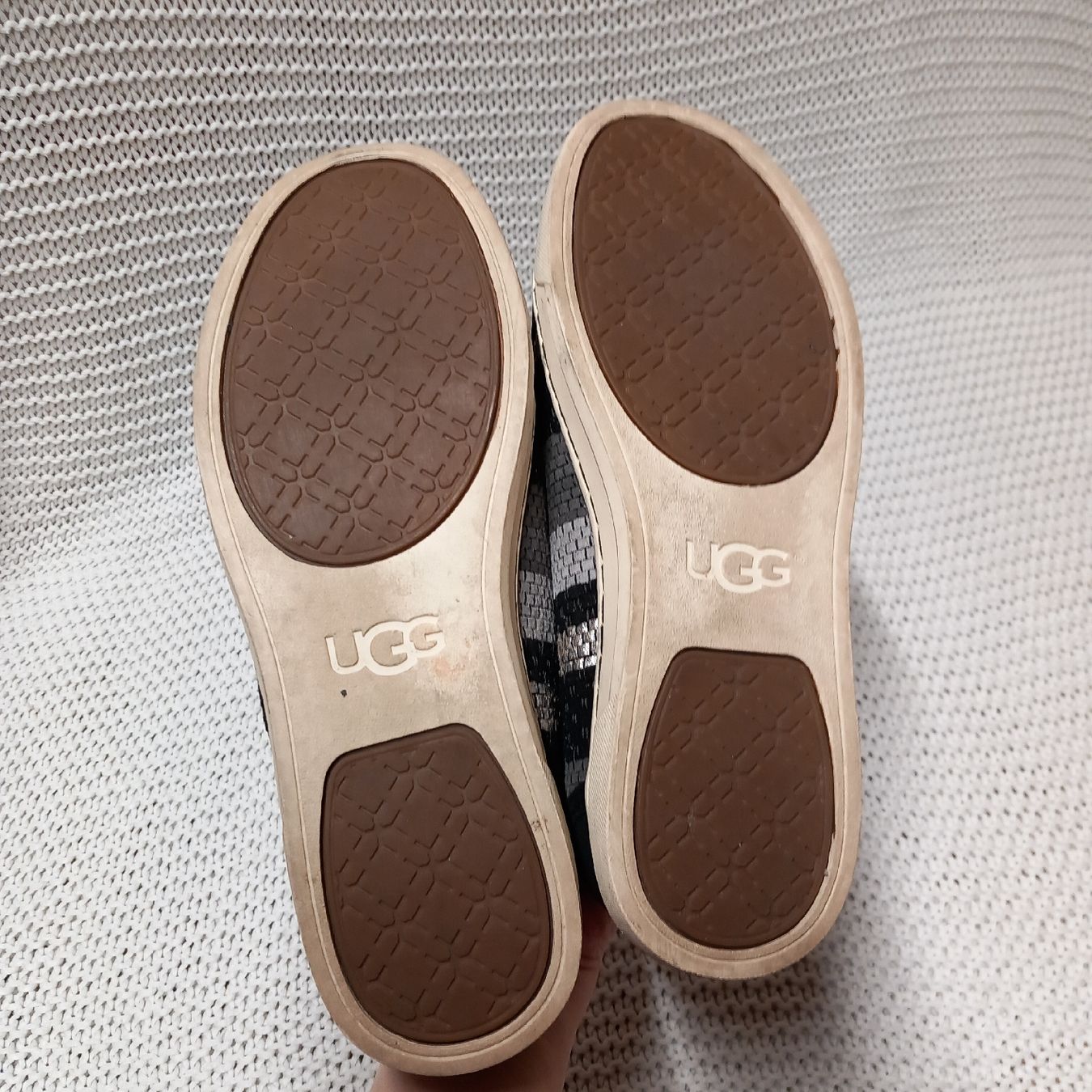 Scarpe da donna: UGG Sneaker Gr.39 – Usato da Gwatt (Thun) venduto da umwelt-brocki 7