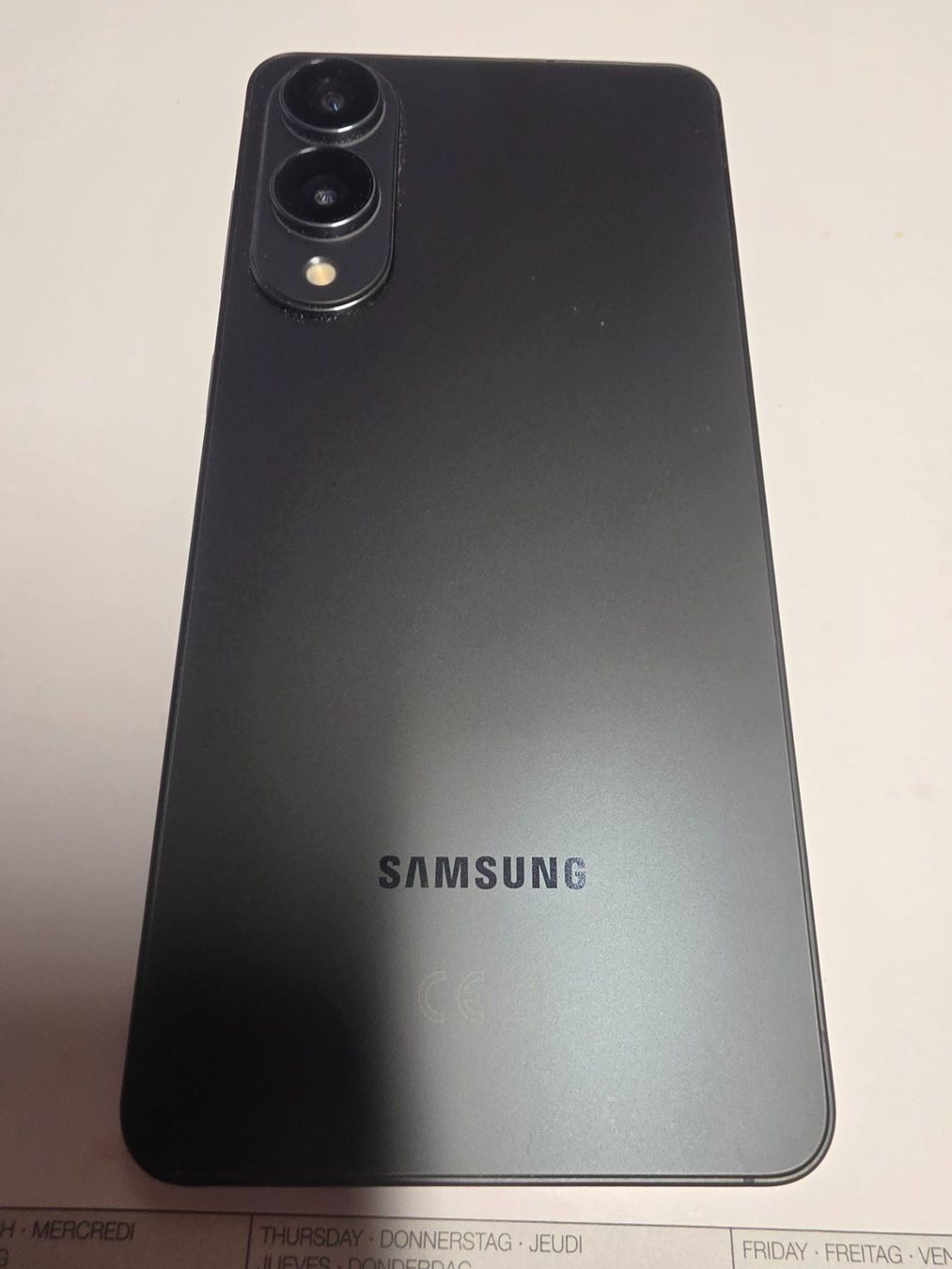 Samsung Portables: Galaxy S25 Edge 256GB Titanium Jetblack – D'occasion à Schüpfen par buben