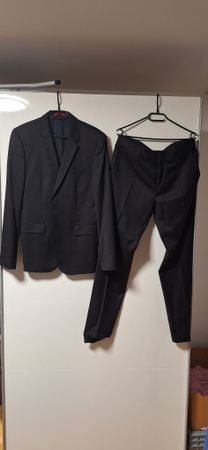 Hugo Boss Anzug, Schwarz, Grösse 50