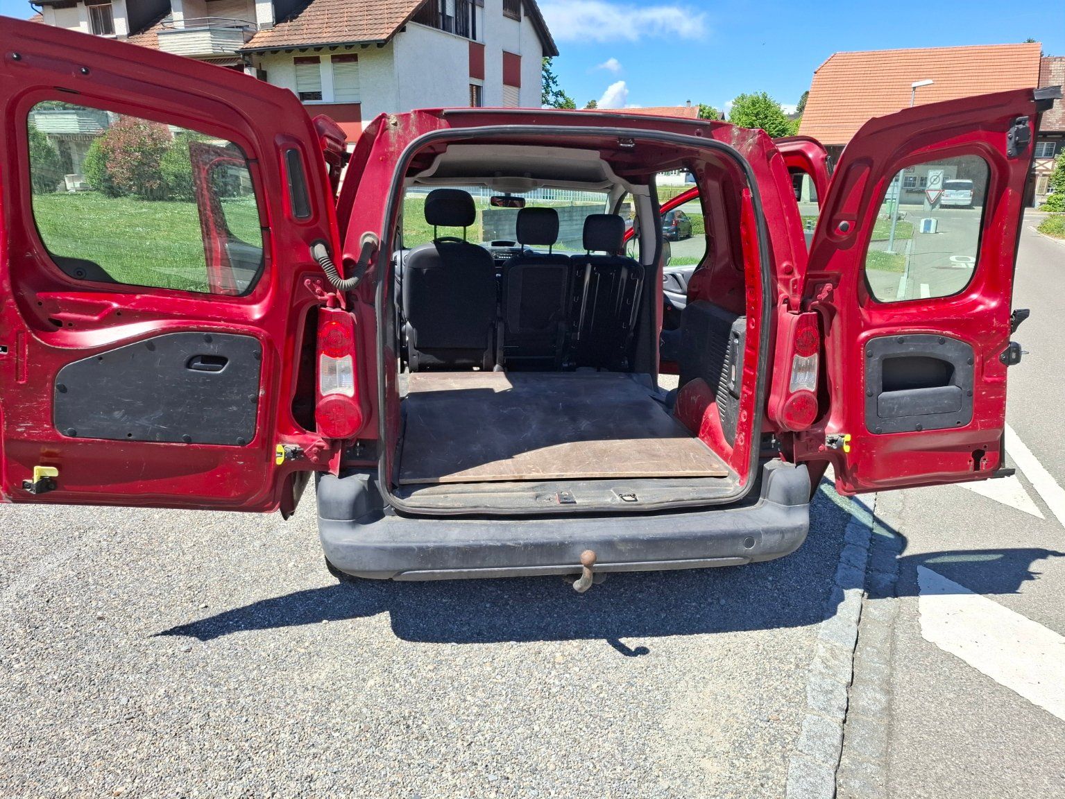 Citroën Véhicules utilitaires: CITROEN Berlingo 1.6i – Défectueux à Wilen (Gottshaus) par holzturm13 6