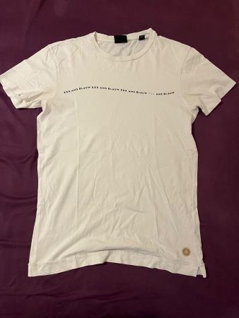 2 T-Shirt und 1 Sport Shirt - alle Grösse M