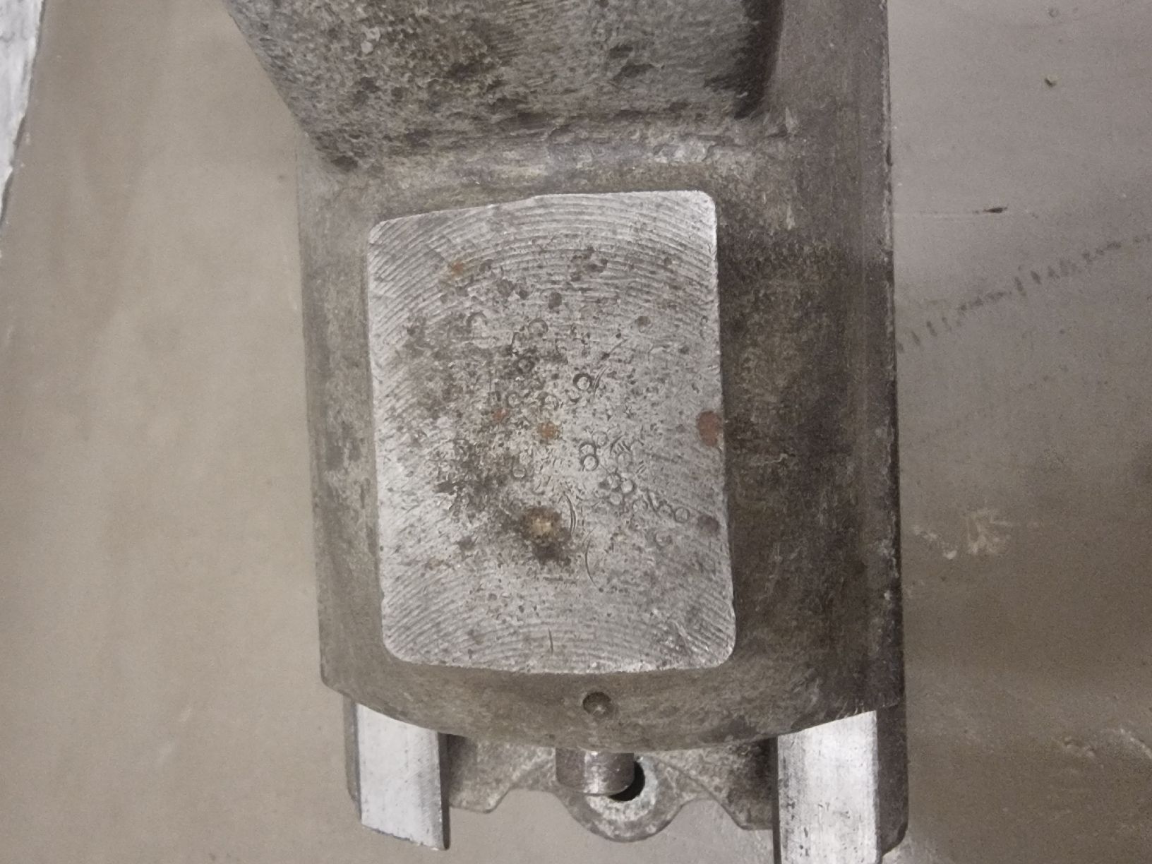 Gressel Alle Werkzeuge: Robuste Gressel Werkbank Schraubstock - Top Zustand! – Gebraucht aus Olten von Mezopotamya 4