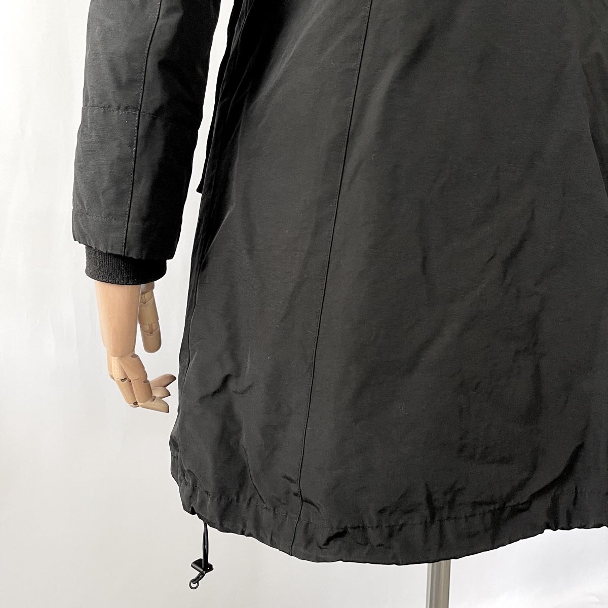 Woolrich Cappotti: WOOLRICH black down jacket  – Usato da Emmen venduto da Avviivva_Com2023 5