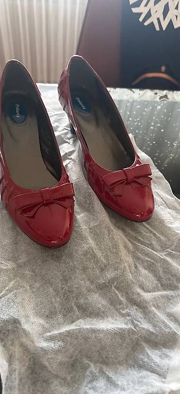 Scarpe da donna: Schuhe Grösse 38 – Usato da Seltisberg venduto da gul_wv9k 1