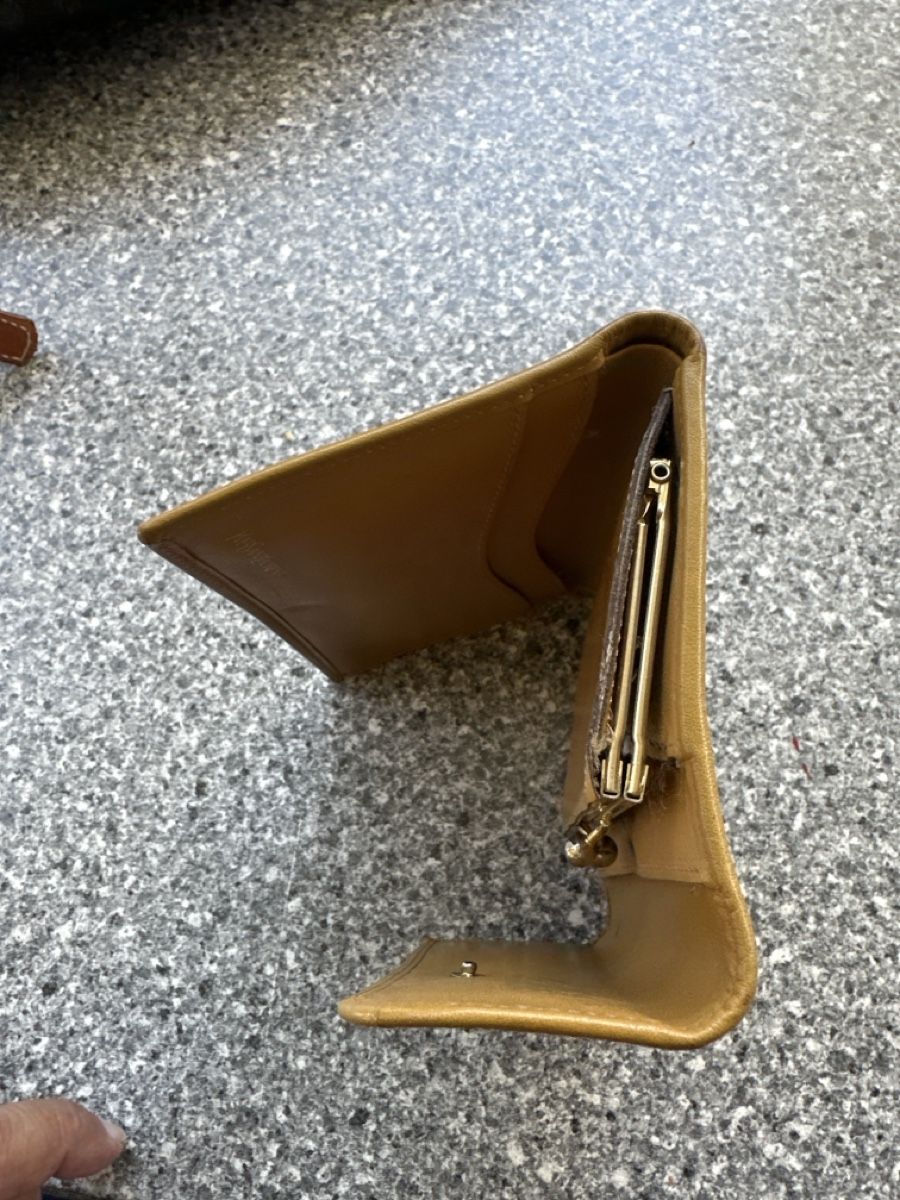 Saint Laurent Portamonete: Yves Saint Laurent vintage – Usato da Morbio Inferiore venduto da Ecod 1
