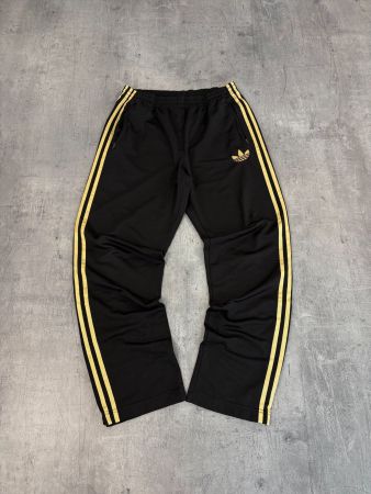 Vintage Adidas Firebird Baggy Trackpants (M)