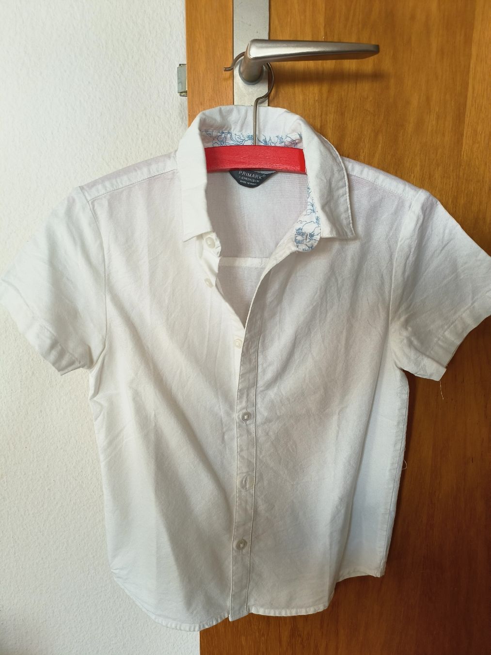 Camicie, T-shirt & Polo: Hemnd in Gr. 128 – Usato da Gelterkinden venduto da ram_5vkp