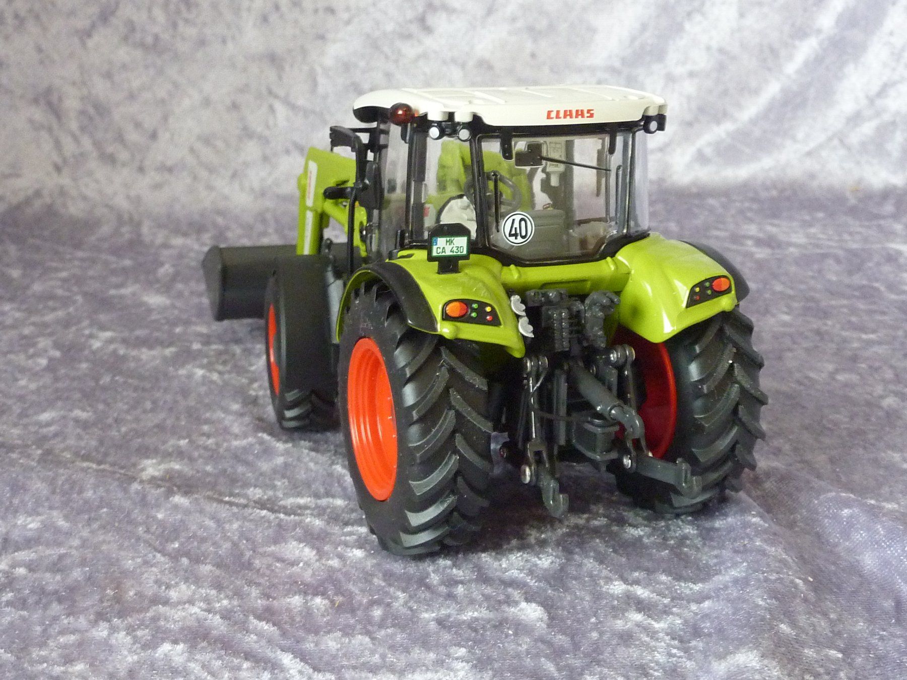 Wiking Kit di modellismo & Modellini statici: Claas Arion 430 mit Frontlader 120  1:32 – Nuovo (secondo la descrizione) da Dürrenäsch venduto da modellautos4you 3