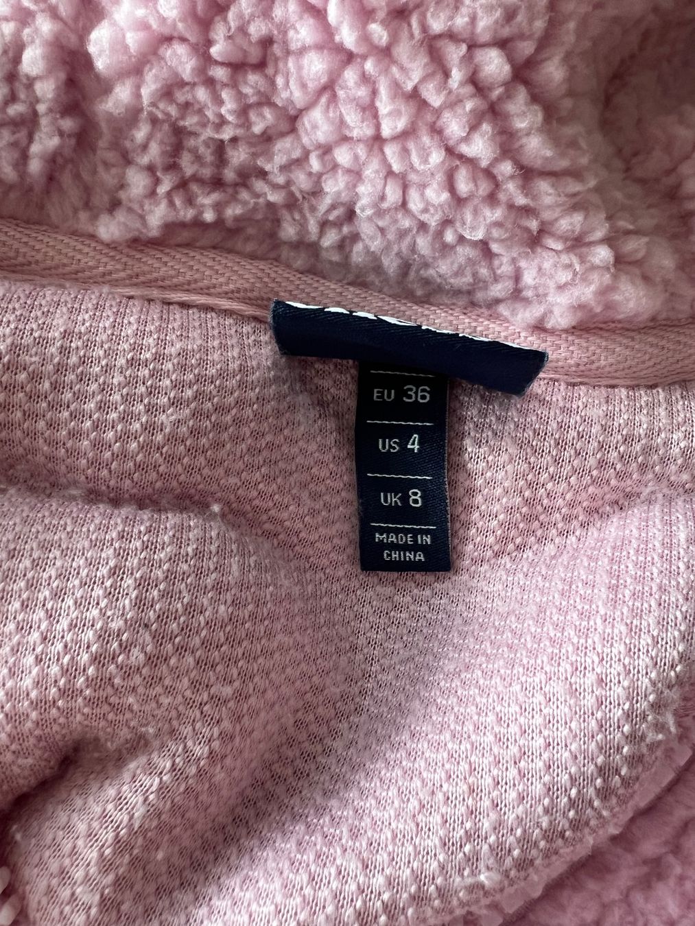Ellesse Maglioni & Felpe: Ellesse oversize Teddy Pullover -  grösse 36 – Usato da Effretikon venduto da YaMn 6