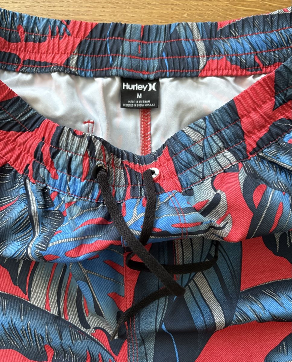 Pantaloni: Hurley Beach Shorts M – Usato da Gelterkinden venduto da blackjack08
