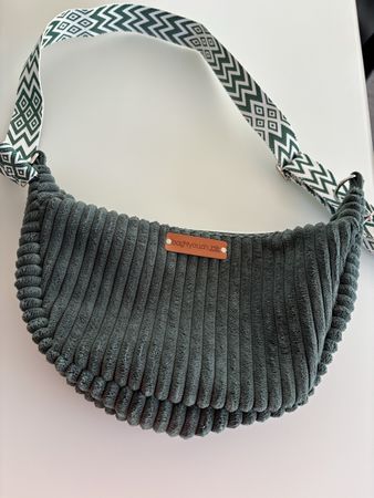 Stylische Cord Tasche - neu