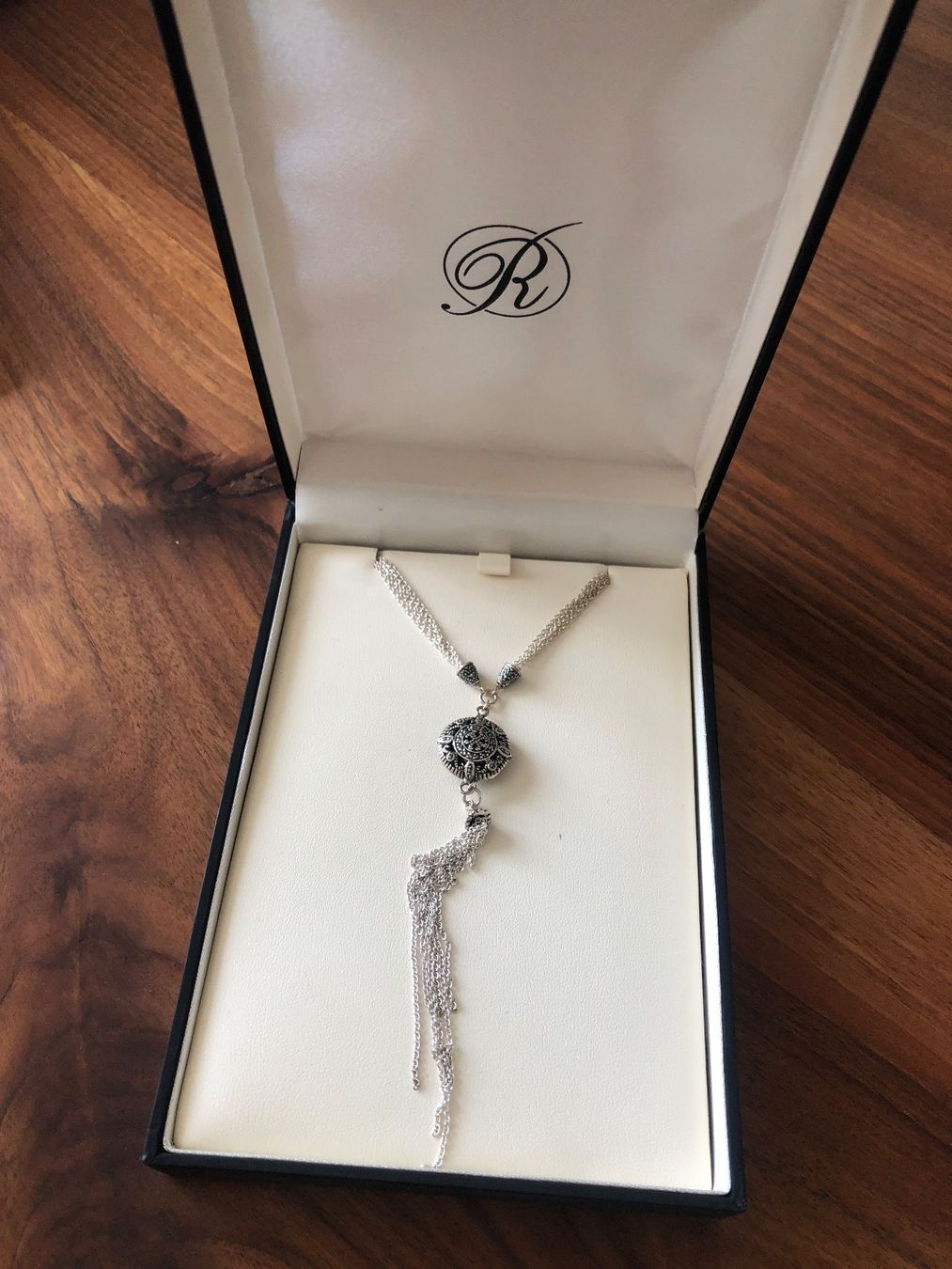 Catenine: Rhomberg Halskette – Nuovo e nell'imballaggio originale da Regensdorf venduto da Supermonkey89