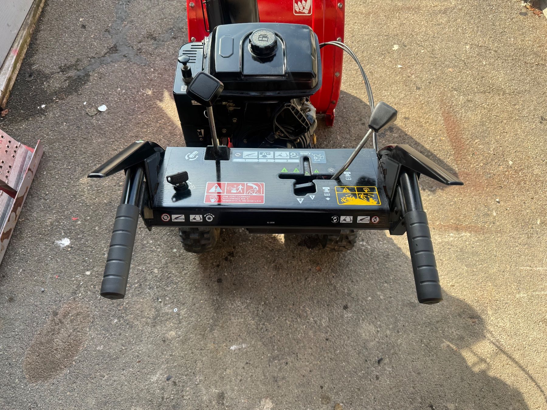 Toro Tutte le macchine: Schneefräse Toro Power Shift 624 – Usato da Uetliburg SG venduto da Costaa 2