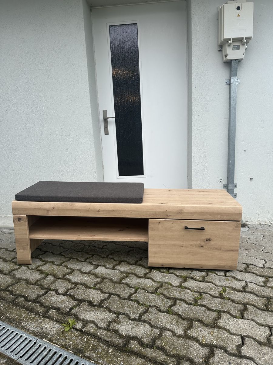 Panchine: Schuhmöbel – Usato da Oberdiessbach venduto da BlackJade01