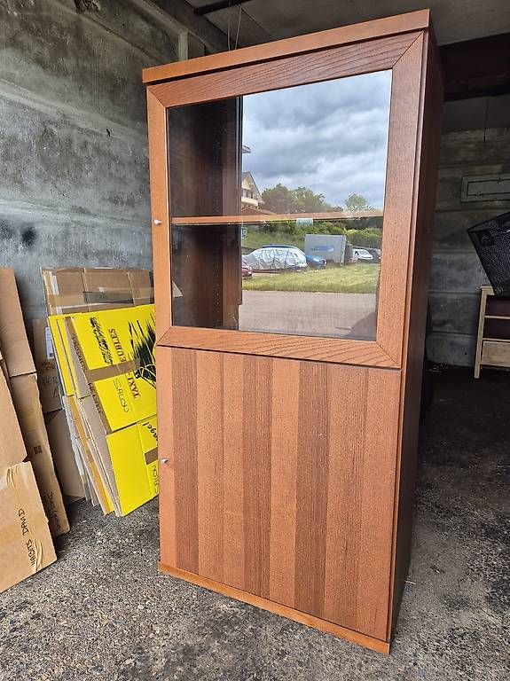 Vetrine: Vitrine bois Ikea – Usato da St-Cergue venduto da djulien