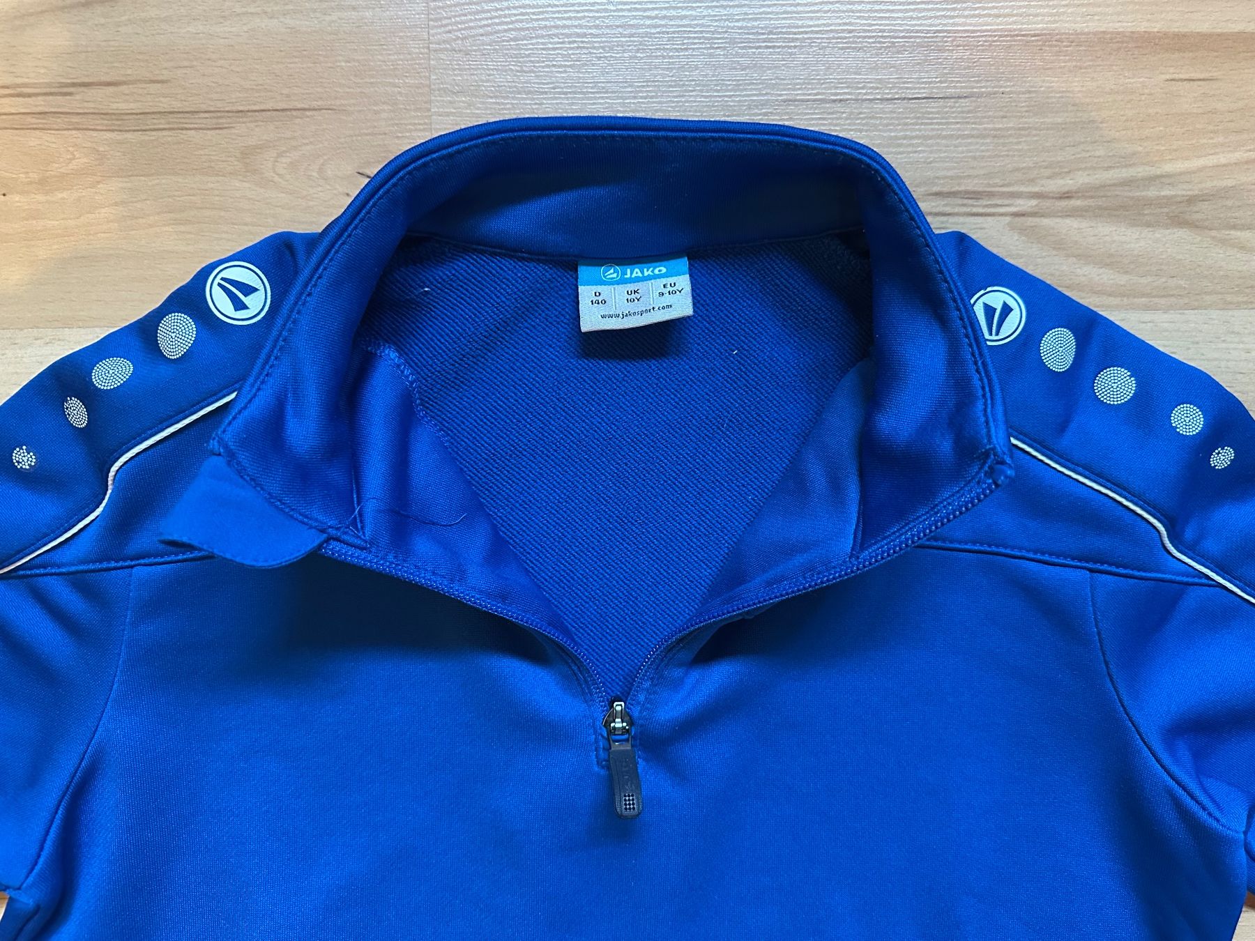 Lotti & Set di vestiti: Sportset Grösse 140 – Nuovo (secondo la descrizione) da Hausen AG venduto da dege02 5