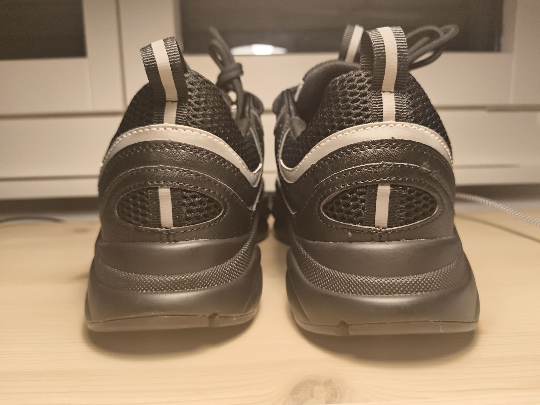 Dior Herrenschuhe: Dior B22 Sneaker schwarz Grösse 44 – Neu (gemäss Beschreibung) aus Cham von Acibiber 1