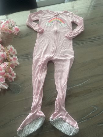 Pyjama Carter's rosa mit Regenbogen Grösse 4T🌈