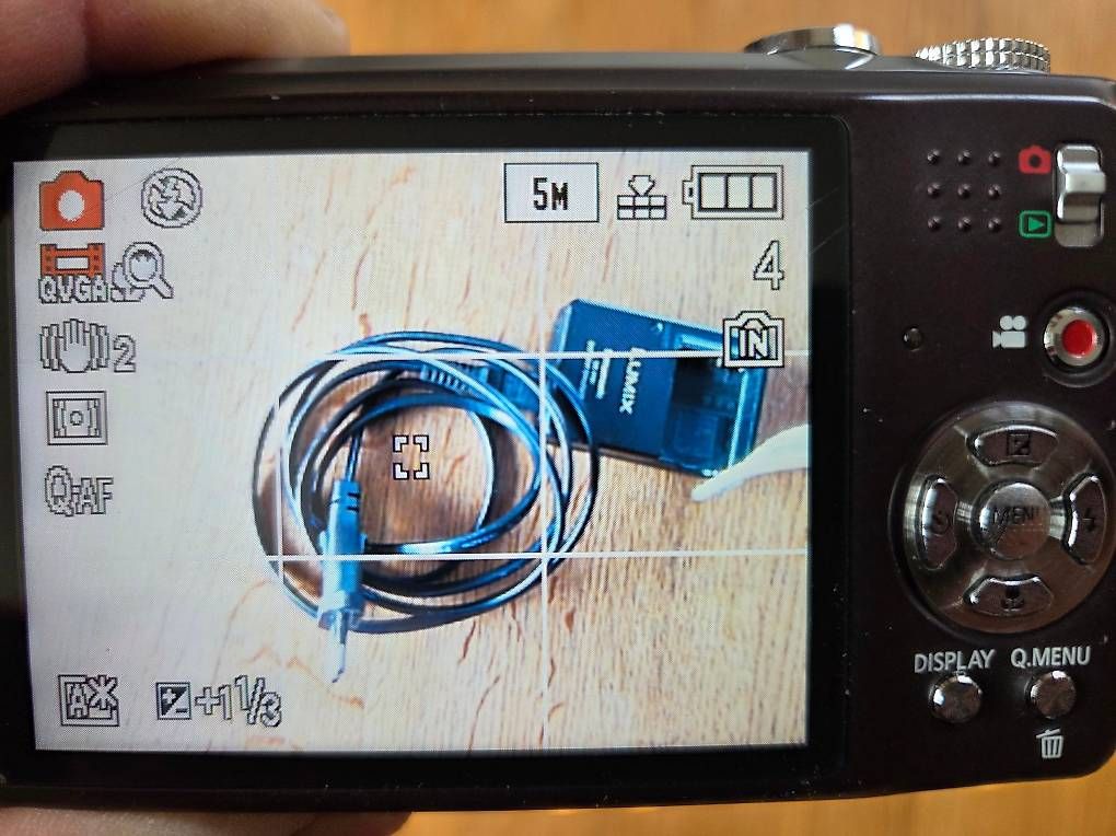Panasonic Kamera: Panasonic LUMIX digital Camera DMC-TZ7 – Gebraucht aus Bern von Sanssucre 2