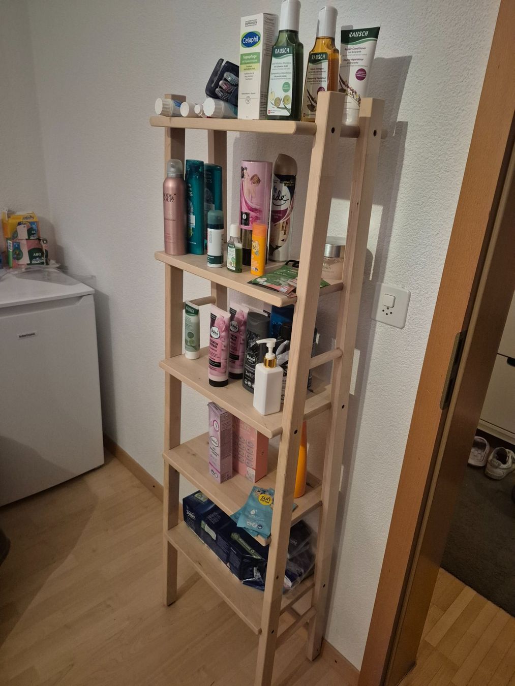 Schmales Holzregal mit 5 Ablagen, ideal für Bad oder Küch... (Gebraucht ...