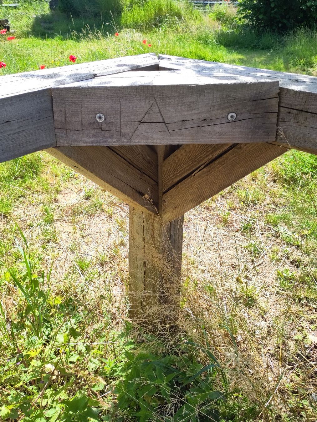 Scaffali: Holzgestell massiv – Usato da Attiswil venduto da trixle80 3