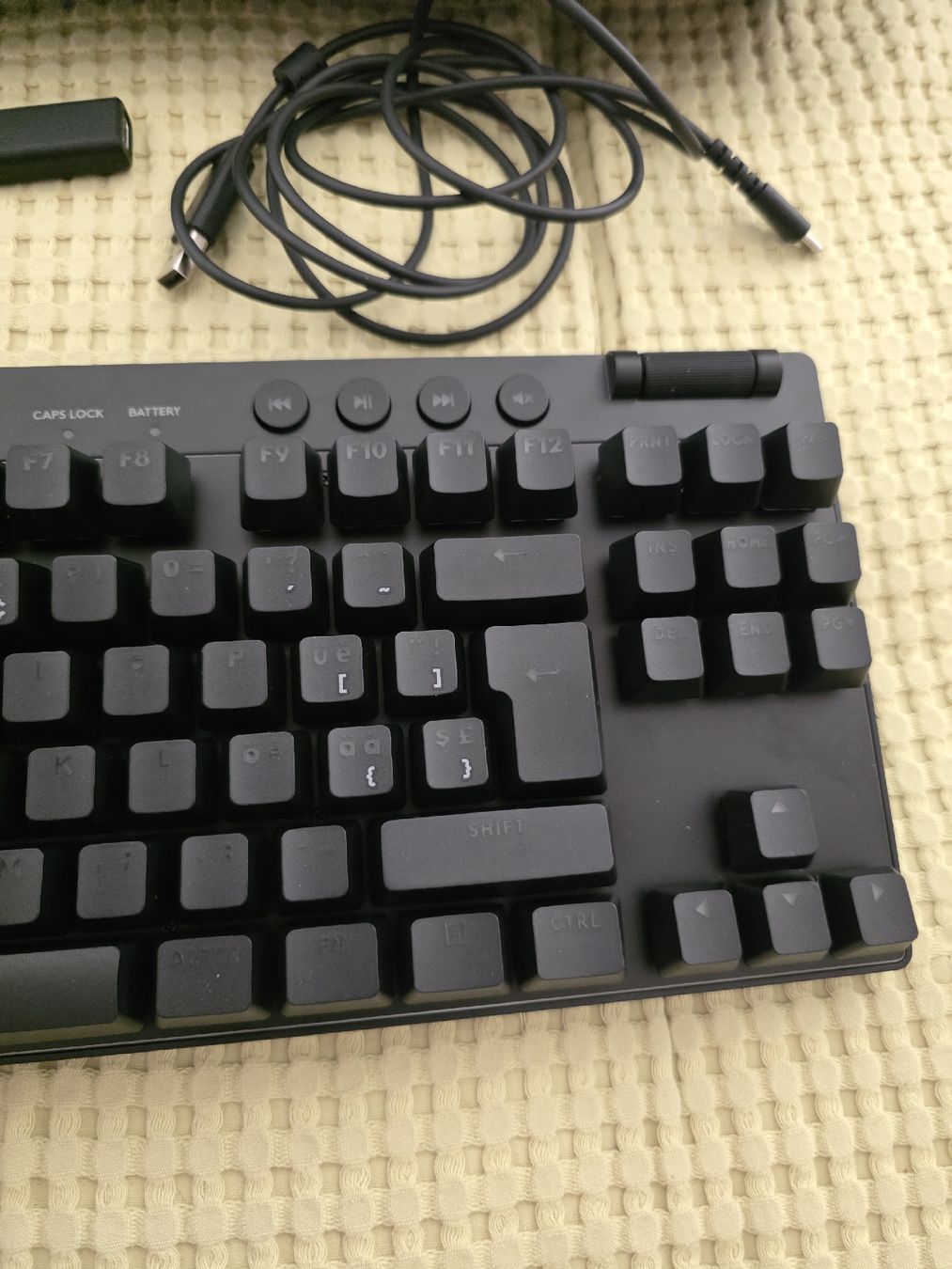 Logitech Tastiere: LOGITECH G PRO X TKL LIGHTSPEED (Bluetooth, Schweiz, Kabello – Nuovo e nell'imballaggio originale da Basel venduto da Cod1987 3