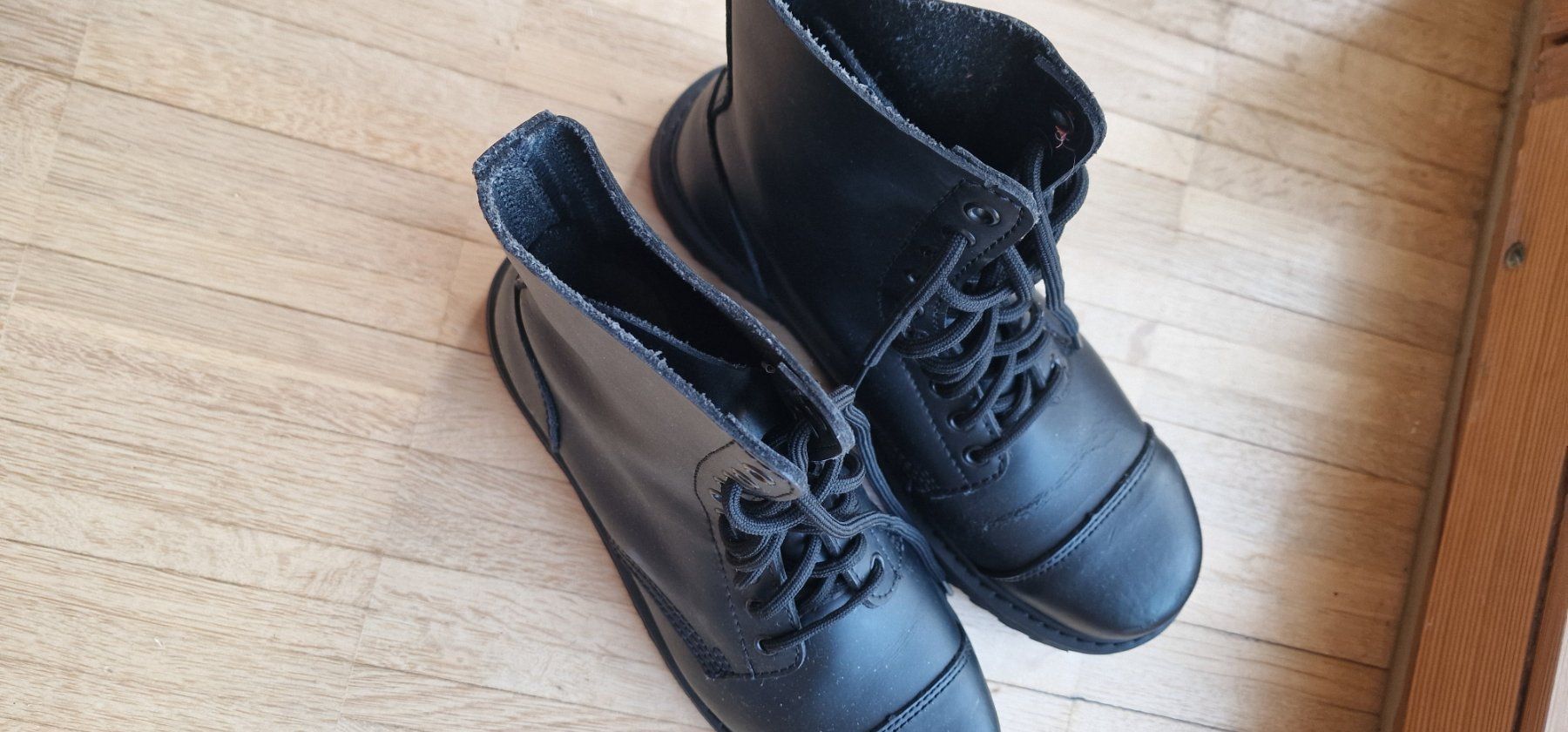 Scarpe da uomo: Schwarze "Undercover" Männer-Lederstiefel, einmal getragen – Usato da Aarau venduto da LindaSommer78 2