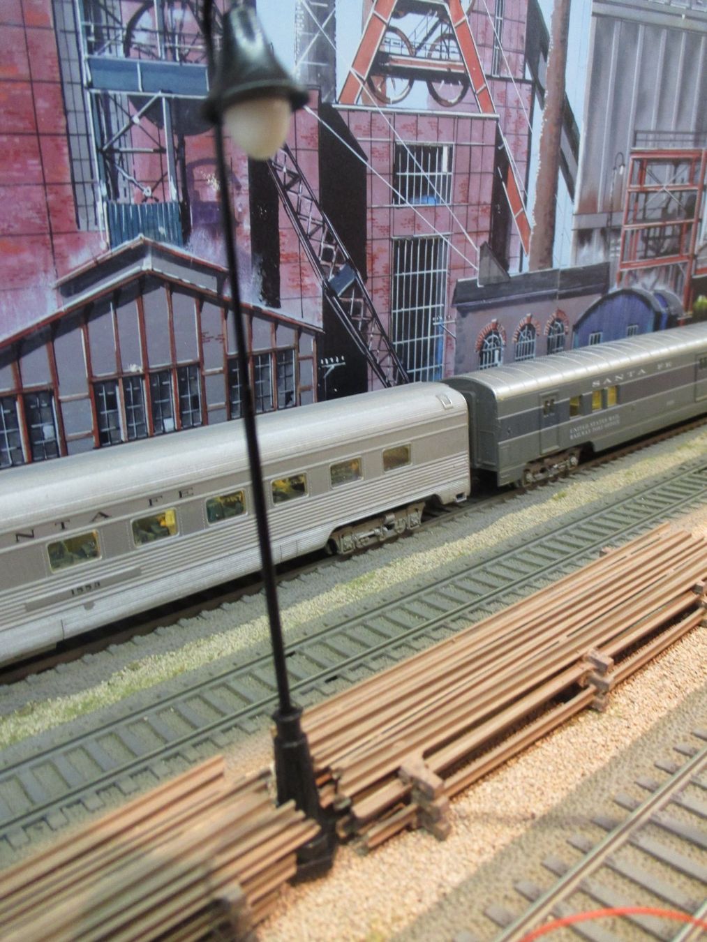 Sinalco Modellini di ferrovie: O oder H0 10 Stück LED Lampen mit Vorwiederstand neu – Nuovo e nell'imballaggio originale da Villmergen venduto da trainmaster111 6