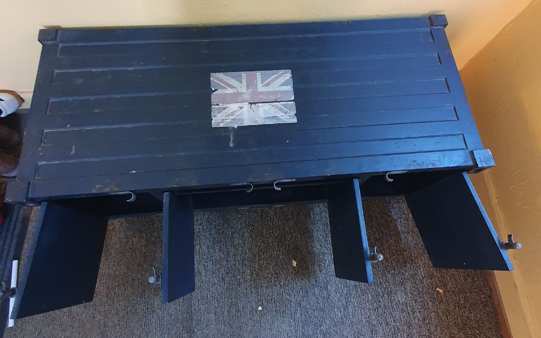 Commodes: Container-Sideboard – D'occasion à Pfäffikon ZH par edwinstarr1 2