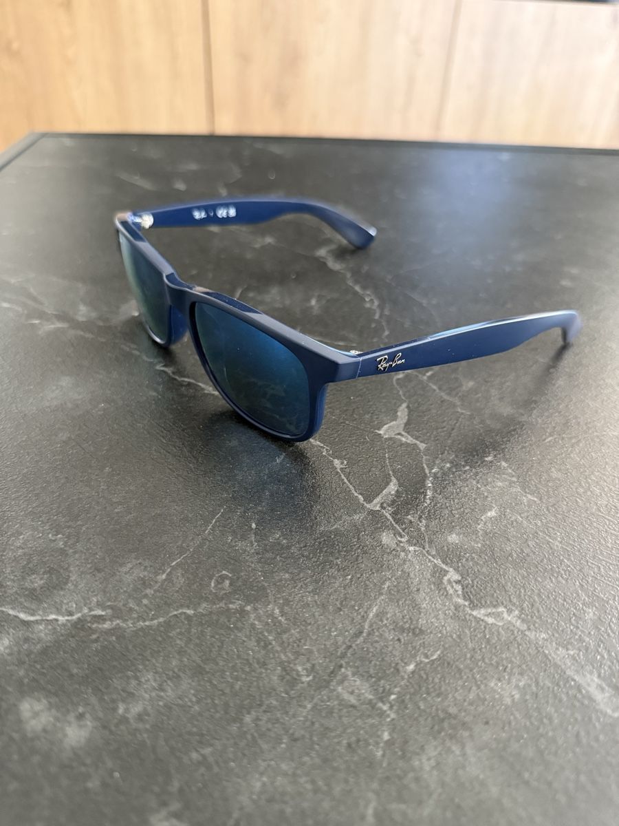 Ray-Ban Occhiali & Lenti: Ray Ban Sonnenbrille – Nuovo (secondo la descrizione) da Erlinsbach SO venduto da _stjepi_ 1