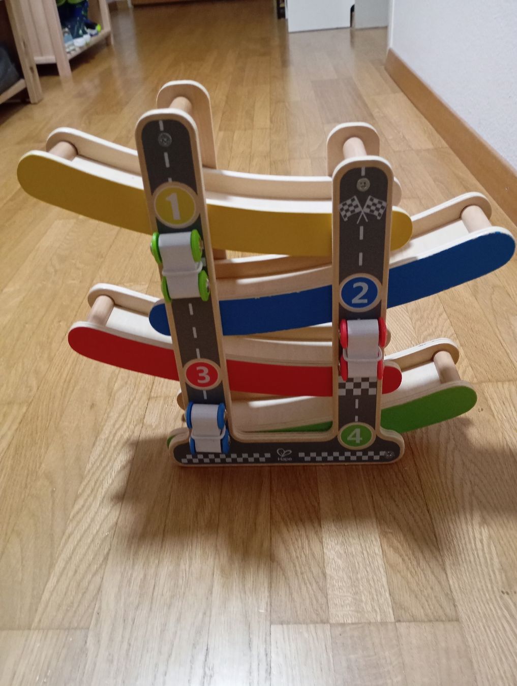Hape Giocattoli: Flick-Flack Rennbahn von Hape – Usato da Frauenfeld venduto da Sak_r7cg 1