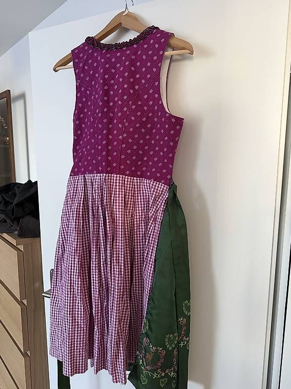 Robes: Dirndl Gr. 40 – D'occasion à Dübendorf par jha_zp6y 1