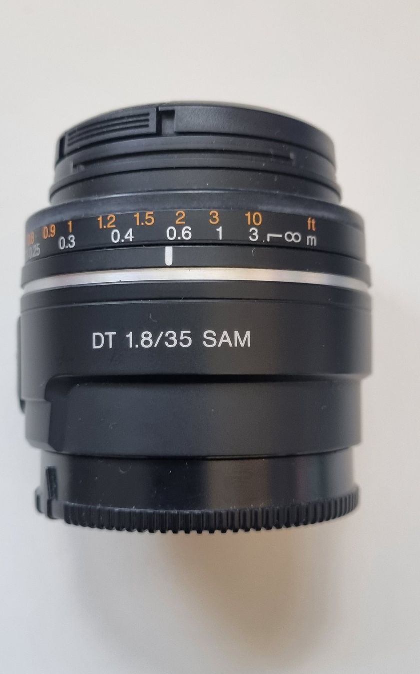 Sony Obiettivi: Sony Objektiv DT 1.8/35 SAM – Usato da Ebikon venduto da Meierbaey