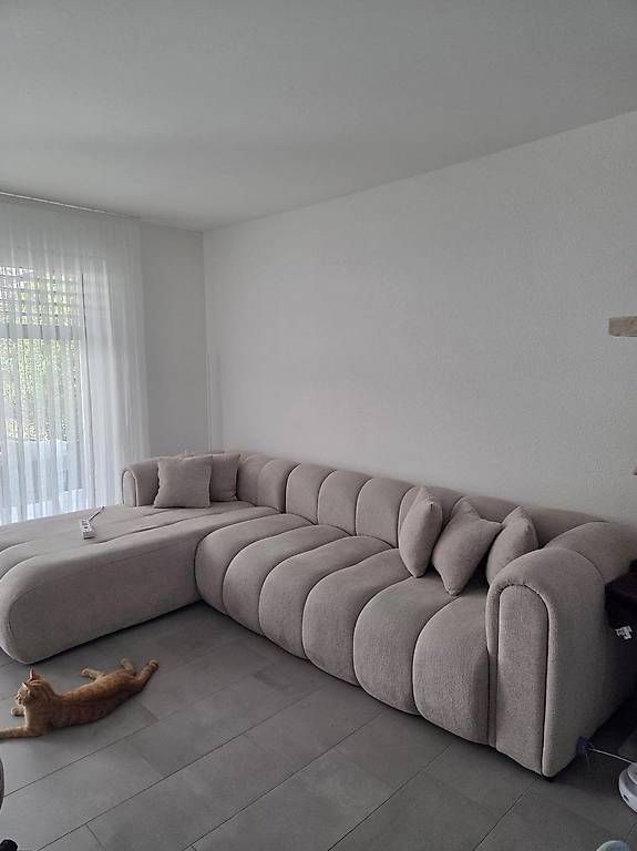 Sofas: Wolkensofa-Grosses Ecksofa / Couch in Beige-Grau – D'occasion à Lenzburg par Aylin014