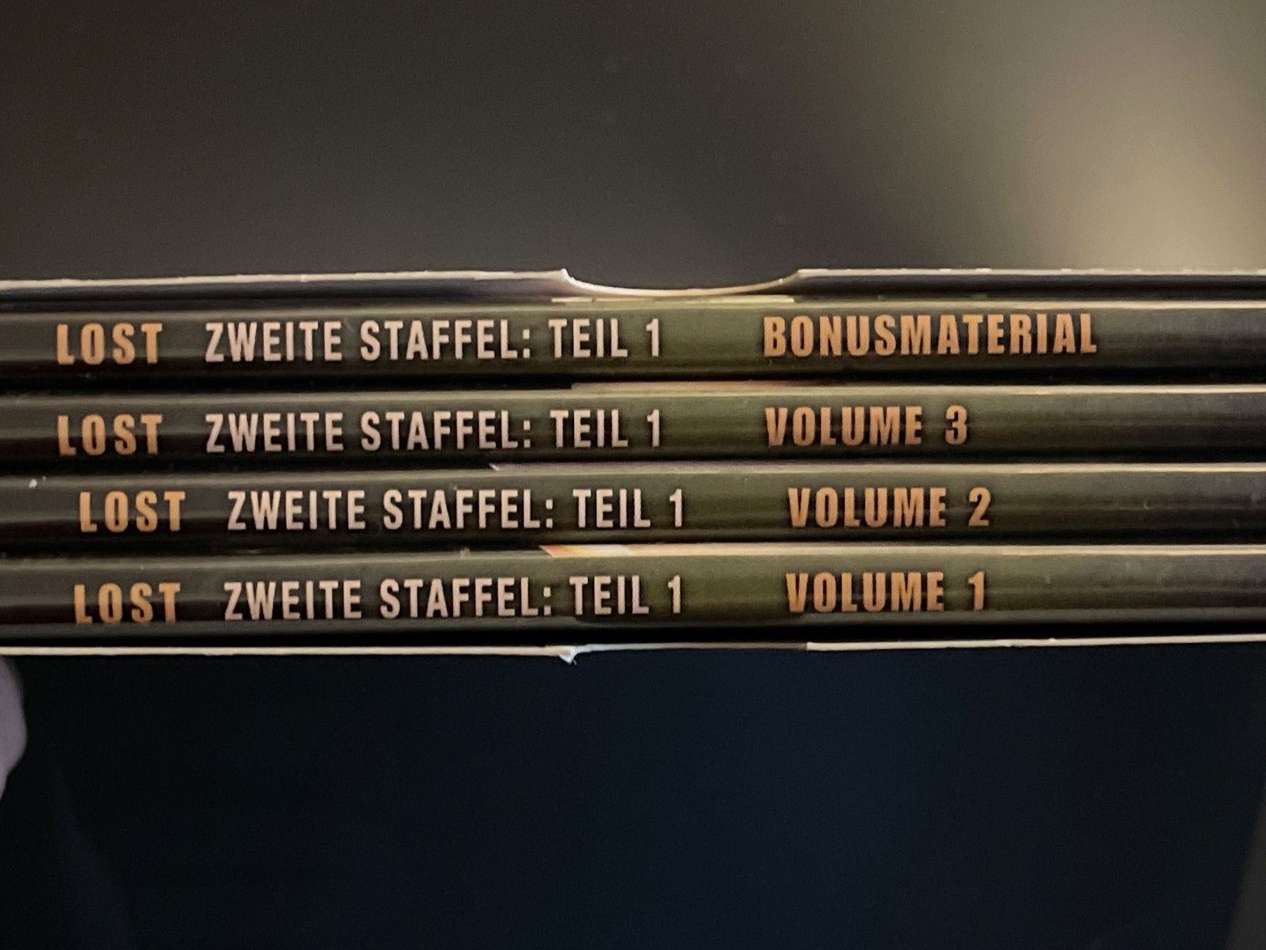Alle DVDs: DVD // Serie - Lost 2.Staffel / 1.Teil – Gebraucht aus Schönenwerd von d.chiara 2