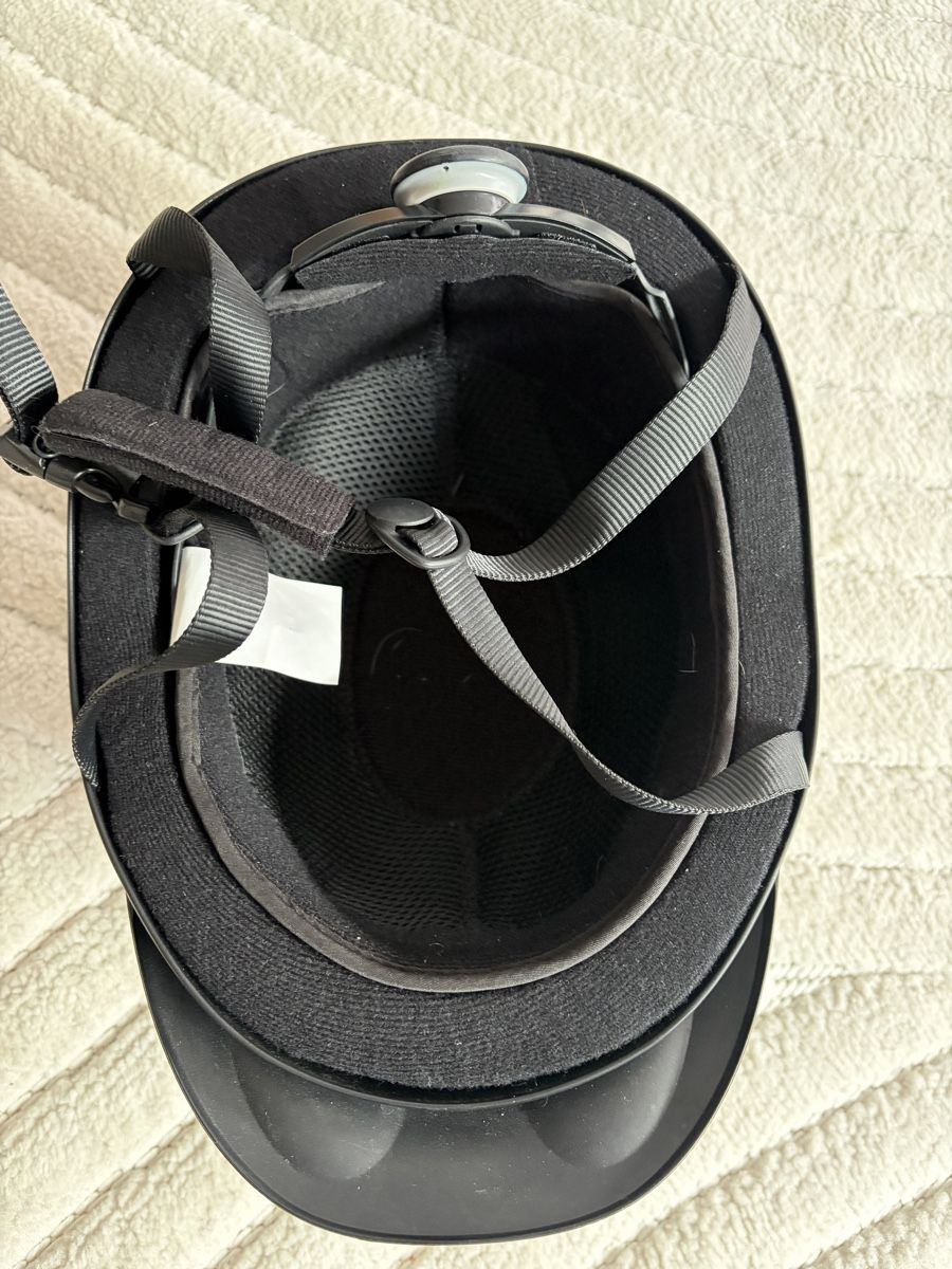 Decathlon Caschi: Reithelm schwarz Kinder – Usato da Rickenbach SZ venduto da Ando666 1