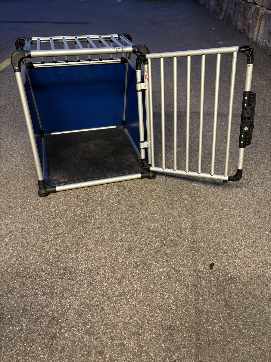 4pets Gabbie, trasporto & Sicurezza: Cage de transport pour chien 4Pets – Usato da Sonceboz-Sombeval venduto da mak_z2tk 2