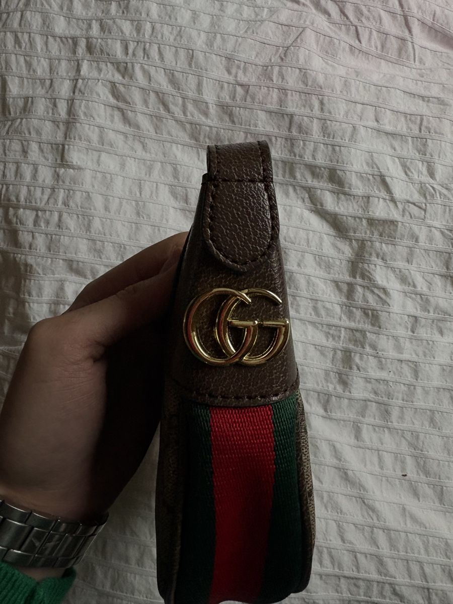 Gucci Borse da donna: Sac à main Gucci – Nuovo (secondo la descrizione) da Le Grand-Saconnex venduto da c7w_ngx7 1