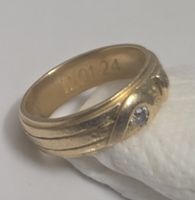 Bague or jaune 18 carats avec inscription et pierre 11.15g