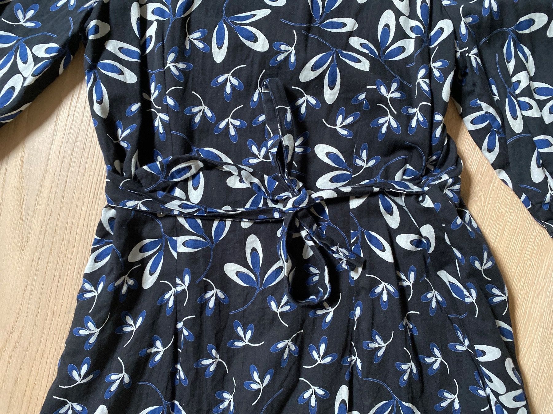 H&M Camicette: Neuwertige Hängebluse Grösse S – Usato da Winkel venduto da Flyhy2020 3
