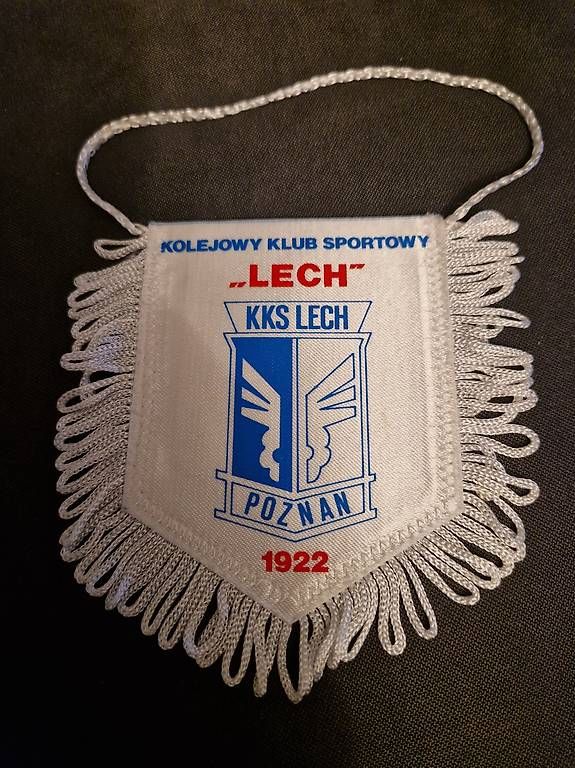 Bandiere: Wimpel FC Lech Posnan – Usato da Villars-sur-Glâne venduto da Mark_988